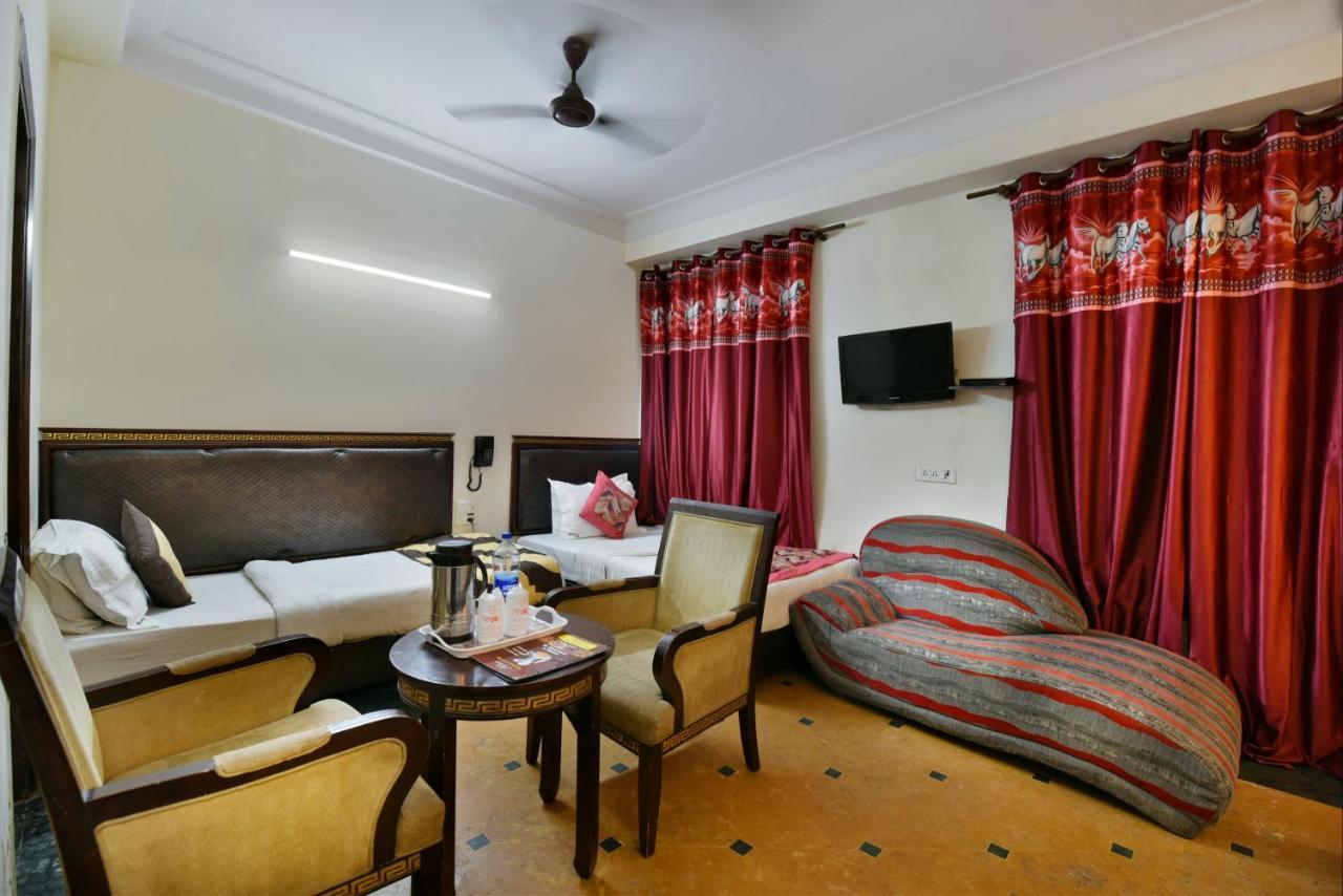 Hotel Revels By A1Rooms Nueva Delhi Exterior foto