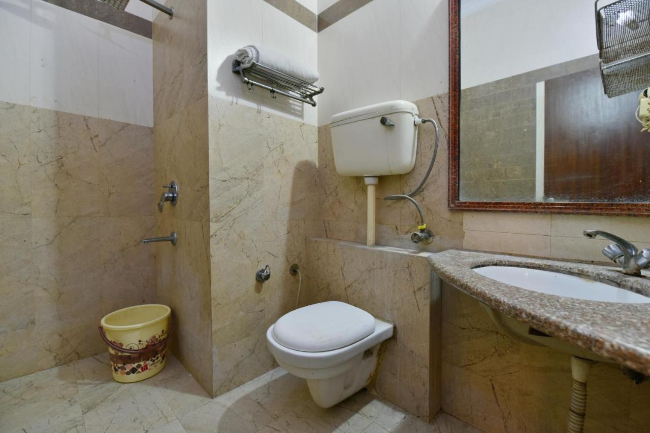 Hotel Revels By A1Rooms Nueva Delhi Exterior foto