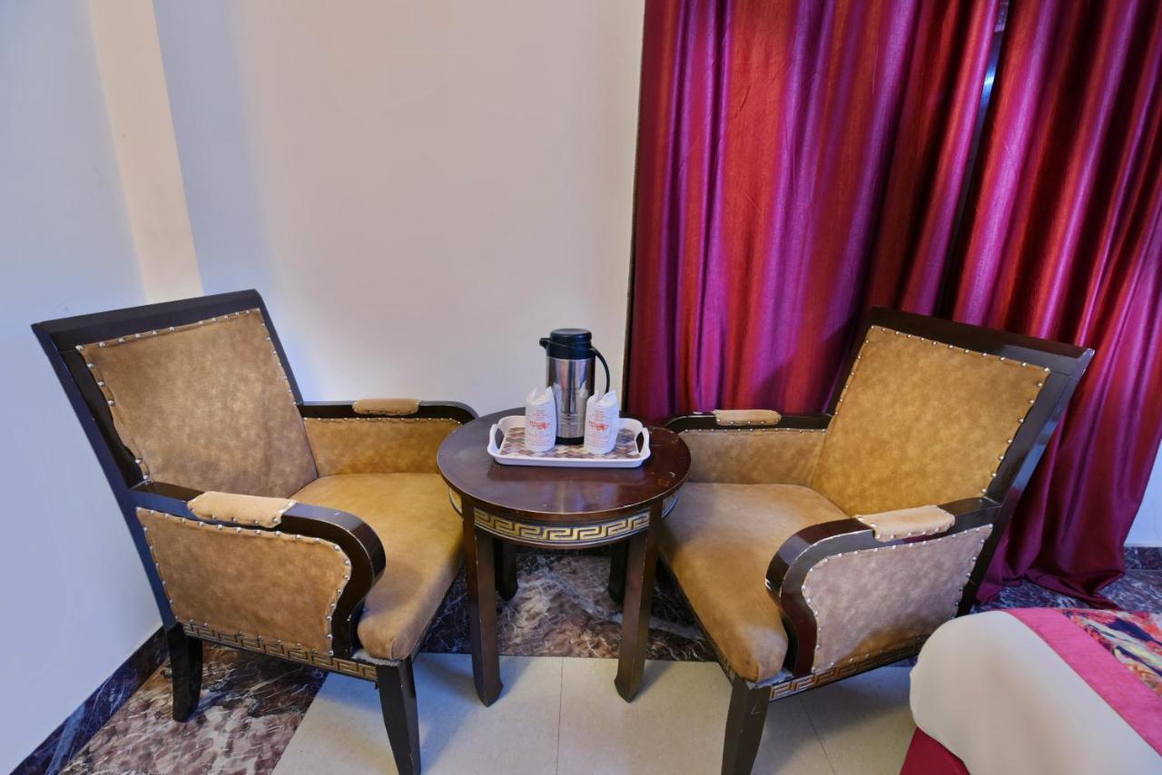 Hotel Revels By A1Rooms Nueva Delhi Exterior foto