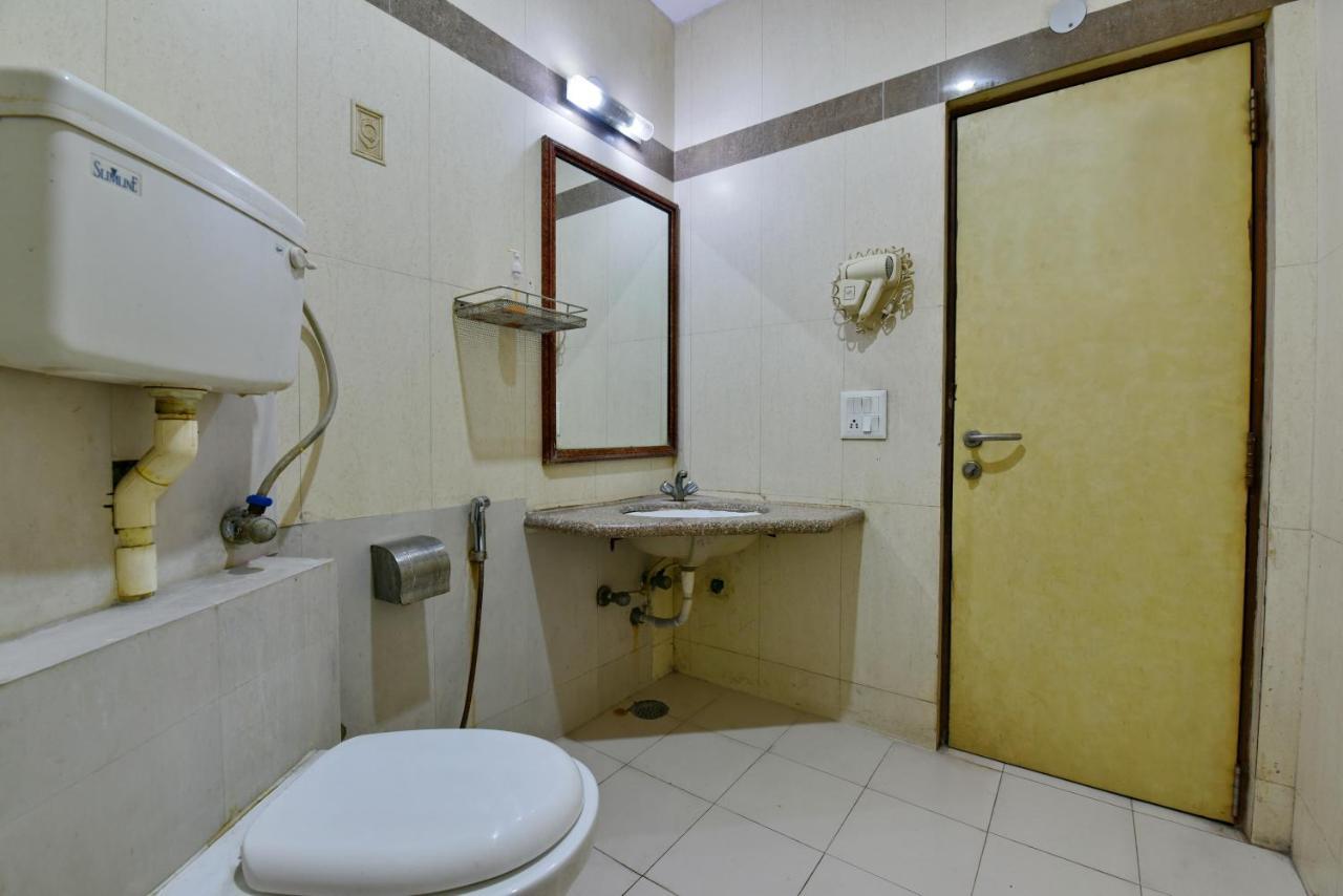 Hotel Revels By A1Rooms Nueva Delhi Exterior foto