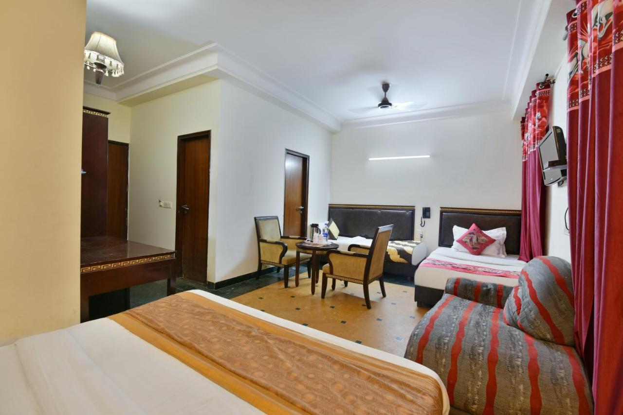 Hotel Revels By A1Rooms Nueva Delhi Exterior foto