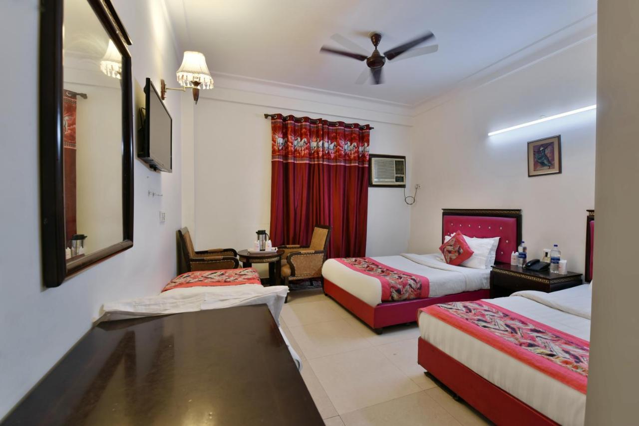 Hotel Revels By A1Rooms Nueva Delhi Exterior foto