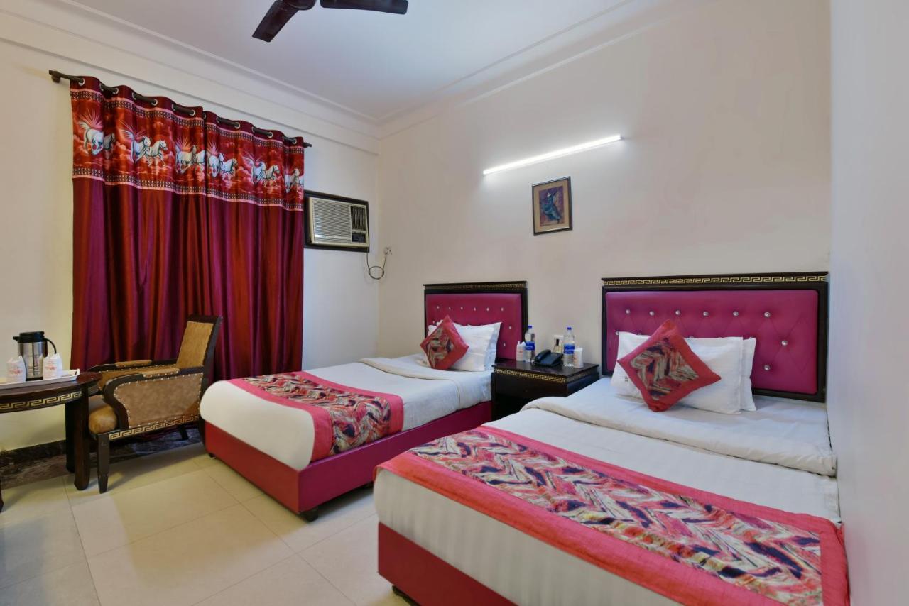 Hotel Revels By A1Rooms Nueva Delhi Exterior foto