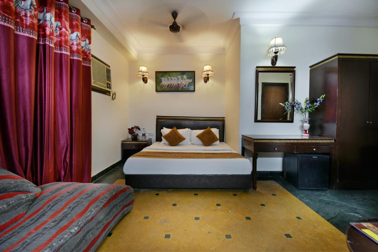 Hotel Revels By A1Rooms Nueva Delhi Exterior foto