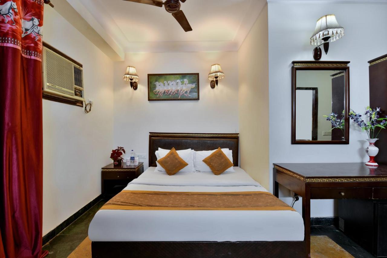 Hotel Revels By A1Rooms Nueva Delhi Exterior foto