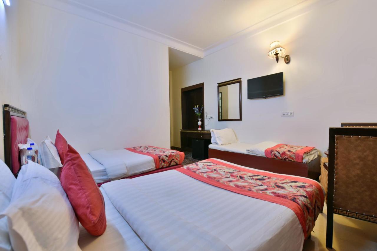 Hotel Revels By A1Rooms Nueva Delhi Exterior foto